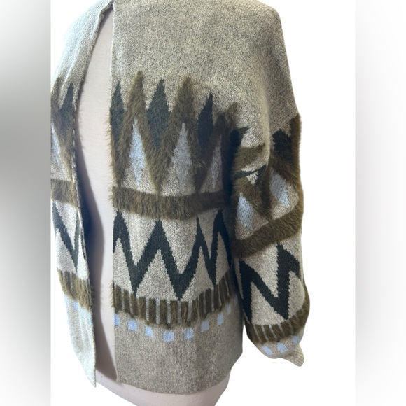 Anthropologie Akemi + Kin Tribal Print open front Cardigan Sweater O/S NWT - Picture 5 of 14